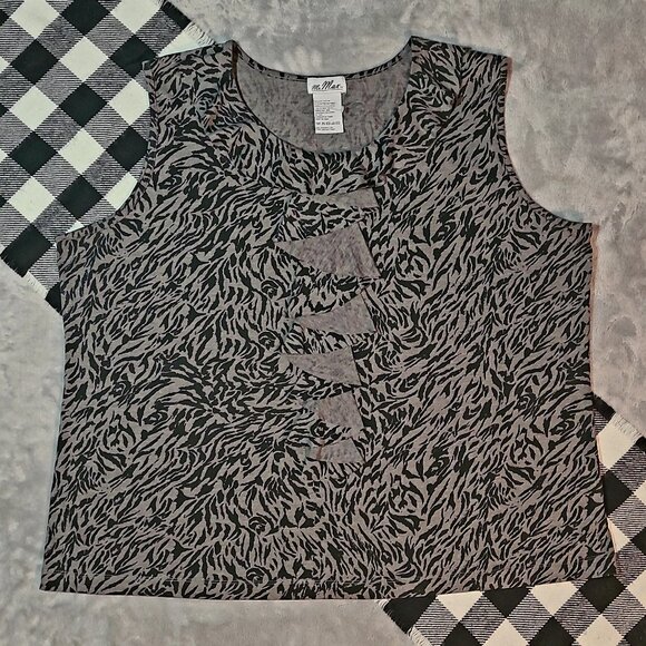 ❄️ 3X | Mr. Max | Animalistic Ruffle Panel Sleeveless Top - Picture 1 of 4